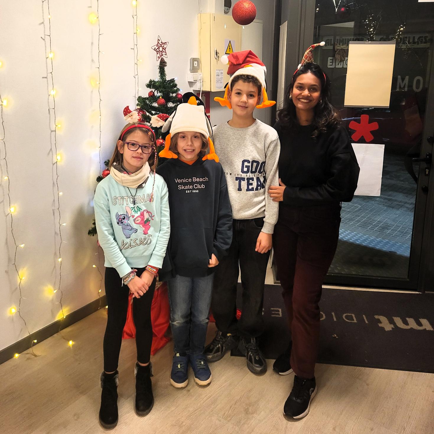 Actividad de Navidad en una clase de inglés de MT Idiomes Cerdanyola