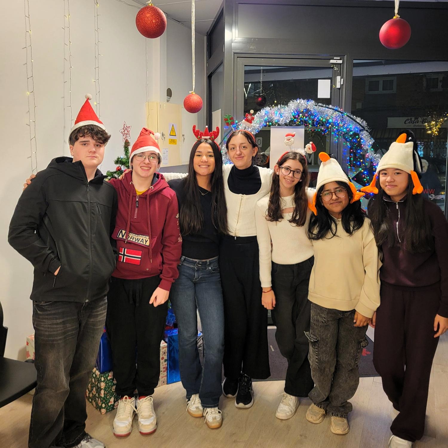 Clase de inglés con actividades navideñas en MT Idiomes Cerdanyola