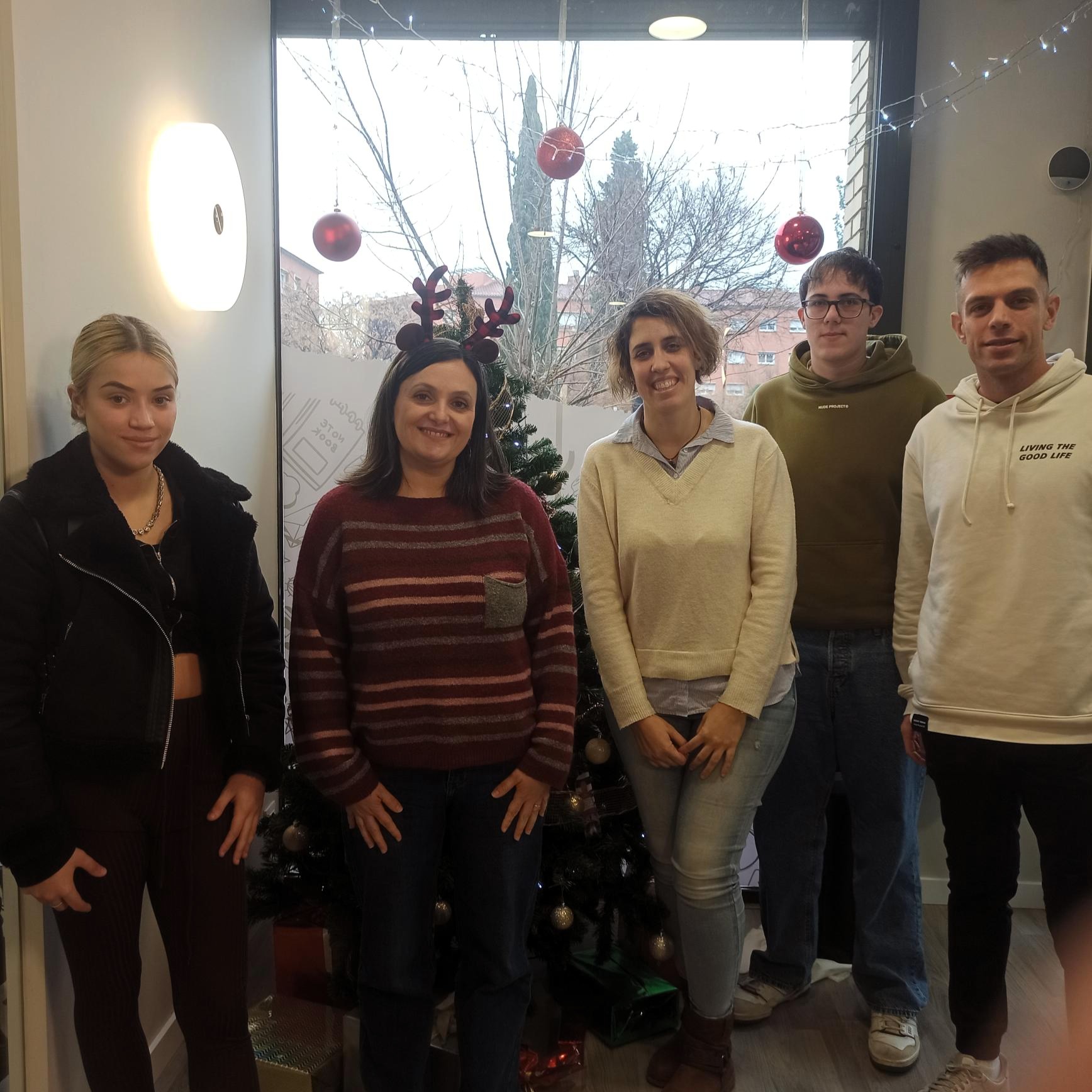 Clase de inglés con actividades navideñas en MT Idiomes