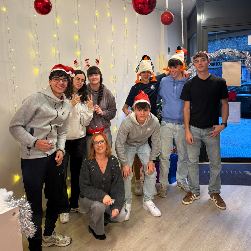 Clase de inglés con actividades navideñas en MT Idiomes Cerdanyola